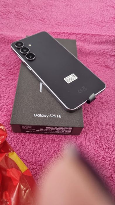 Samsung Galaxy S25 FE Desigilat