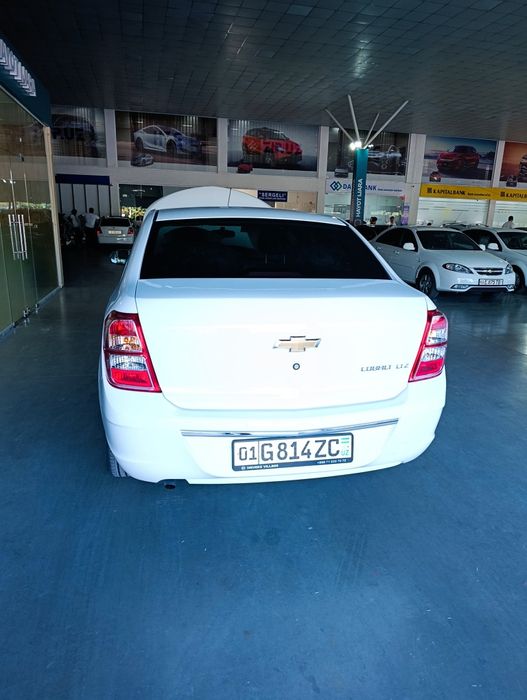 Chevrolet Cobalt 2024 — 5