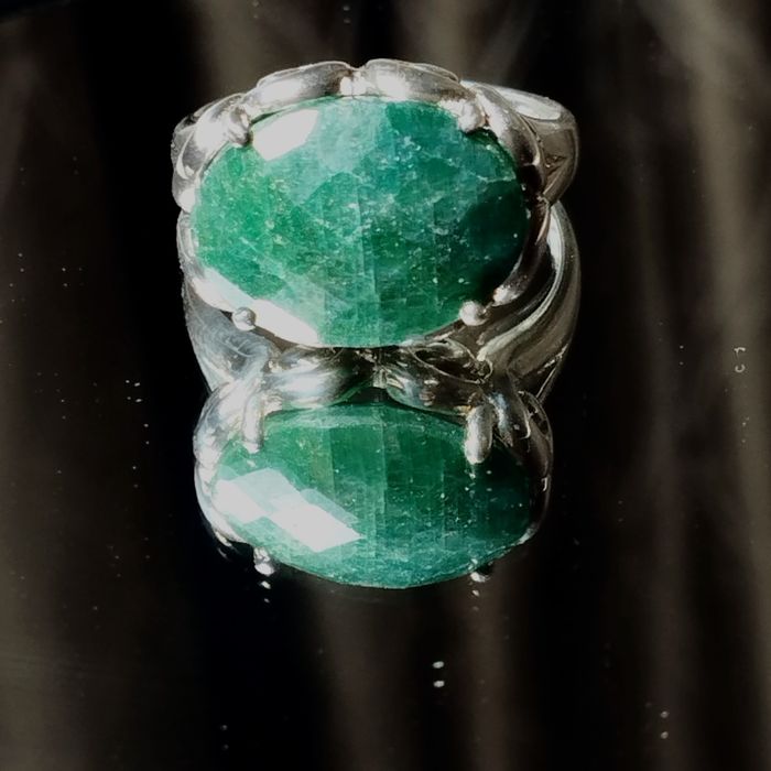 ИЗУМРУД 8 карат!!!