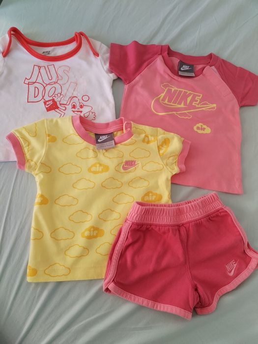 Лот Nike за бебе момиче 6м.