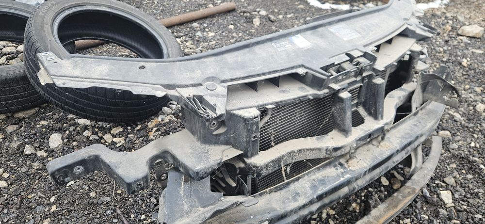 Предна броня Маска Радиатори Перка Греди за VW Passat/Пасат B6 2.0 TDI