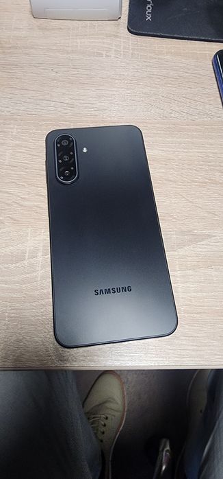 Telefon Samsung Galaxy A17 5G folosit câteva zile