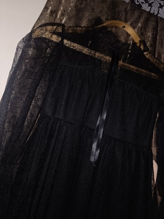 Платье Уэнсдей,новое ,не одевали не разу