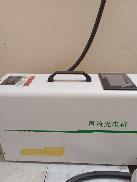 Elektromobil zaryadcigi sotiladi