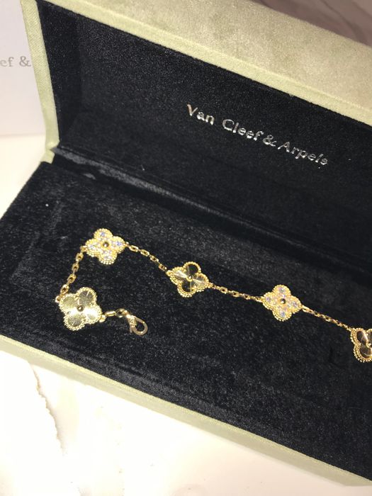Van Cleef дамска гривна