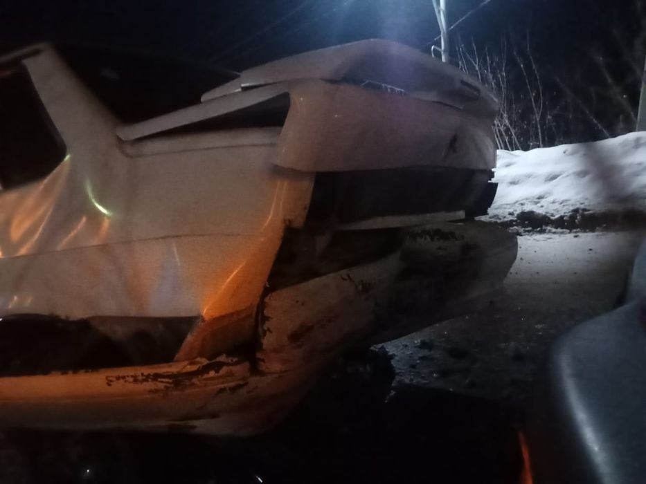 Продам машину мотор целый