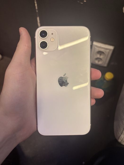 Продам iphone 11