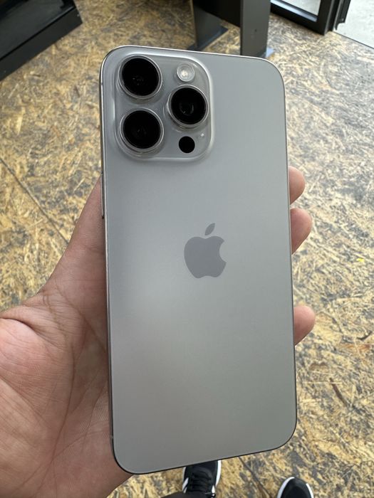 iphone 15 pro max 512GB xolati yaxshi batareya 88%