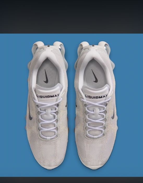 Nike air liquid max
