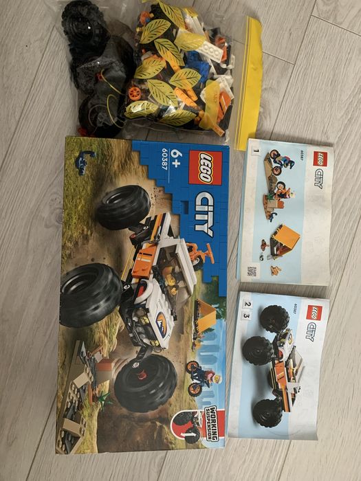Lego 60387 - Aventuri off road cu vehicul 4X4