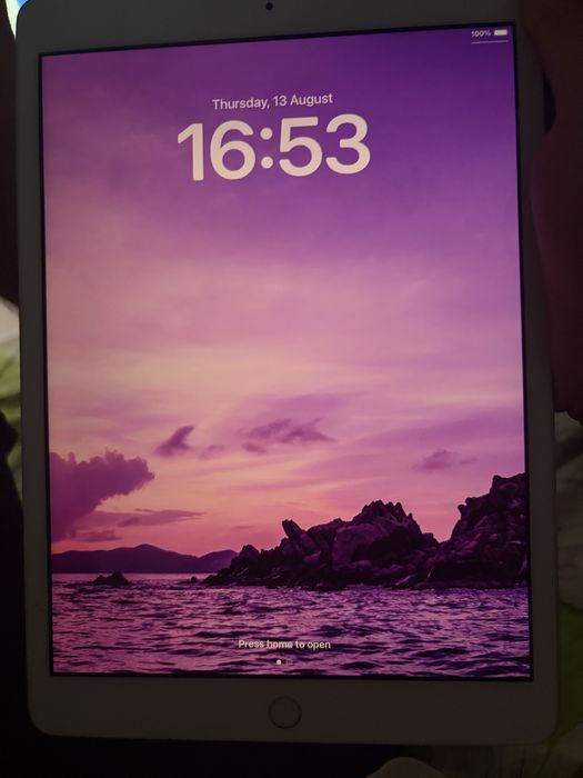 Ipad 7 th generation