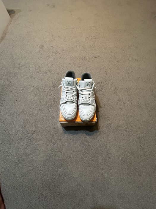 Vand louis vuitton albi 44