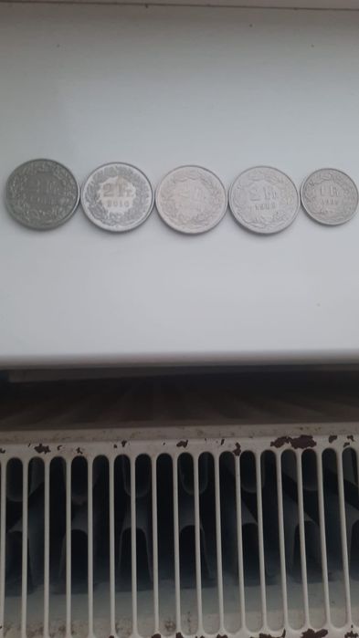 2 Franci. Anul 1989