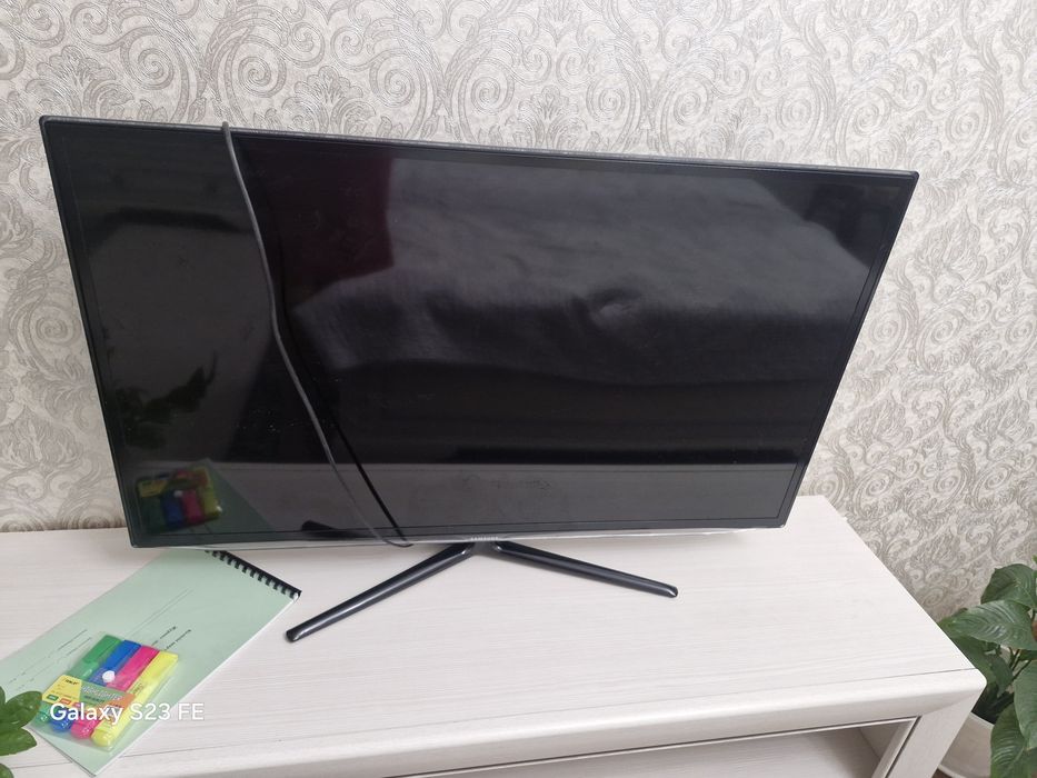 Телевизор  Самсунг