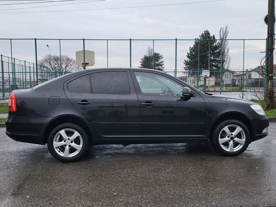 Skoda Octavia Benzina Anul 2009 Navigație Jante Aluminiu