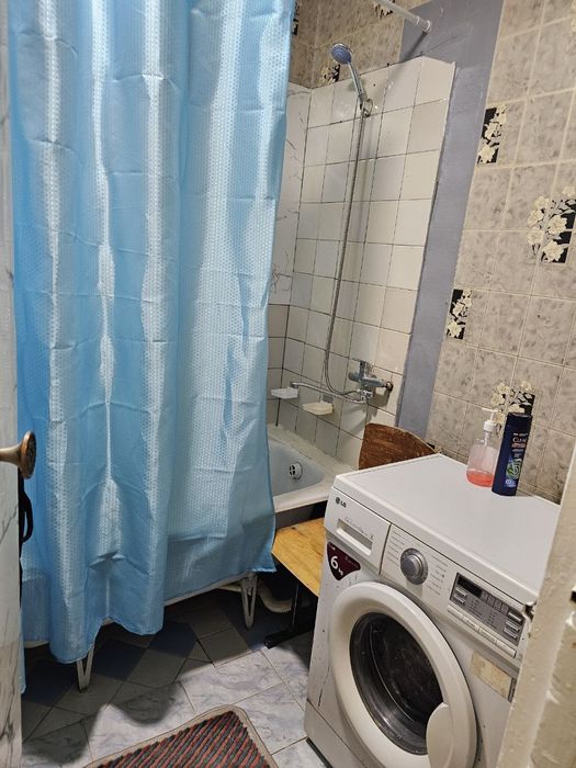 Чилонзор 8 кв. 2/4/4.  Орентр Малика Гостиница