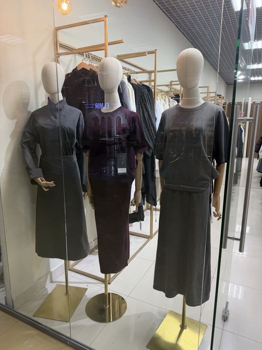 Маникены для бутиков одежды