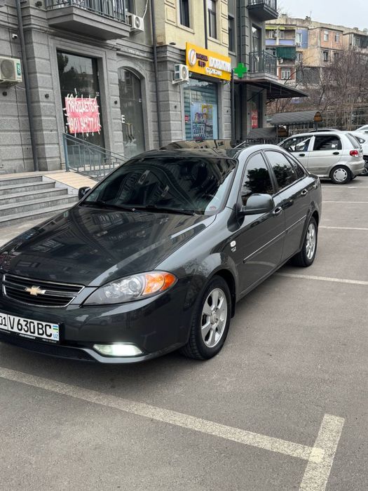 Sotiladi srocno arzon narxda