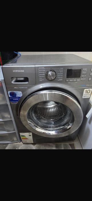 Стиральная машина Samsung Eco Bubble 8кг