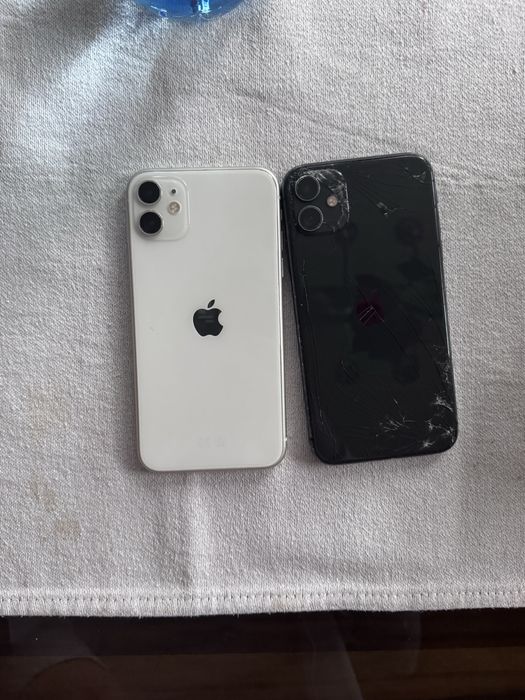 iPhone 11 на части