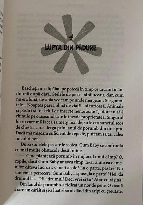 Carte Tristan Strong face o gaură în cer de Kwame Mbalia