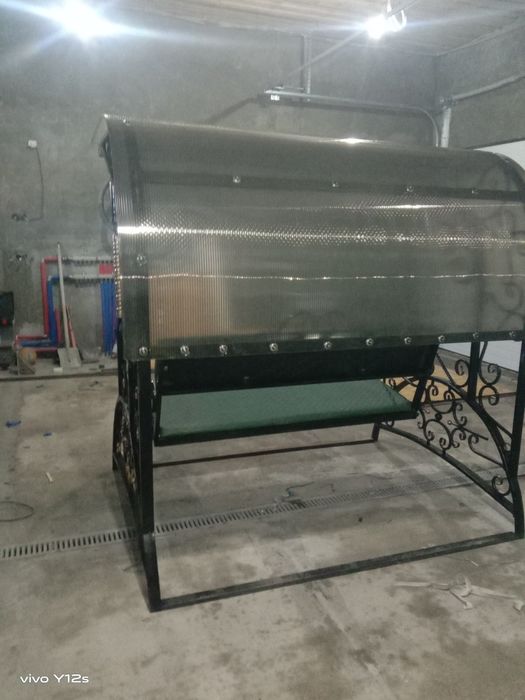 Качелиа железные