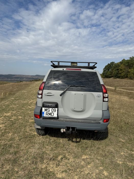 Toyota Land Cruiser j125 Autoutilitara