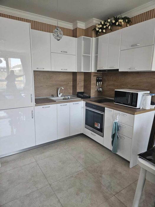 Дава се под наем Двустаен апартамент в София, Малинова долина - 80 кв.м за 800 € - Снимка #2