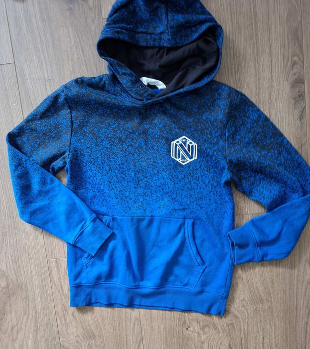 Маркови суйтчъри и якета 147-152 см