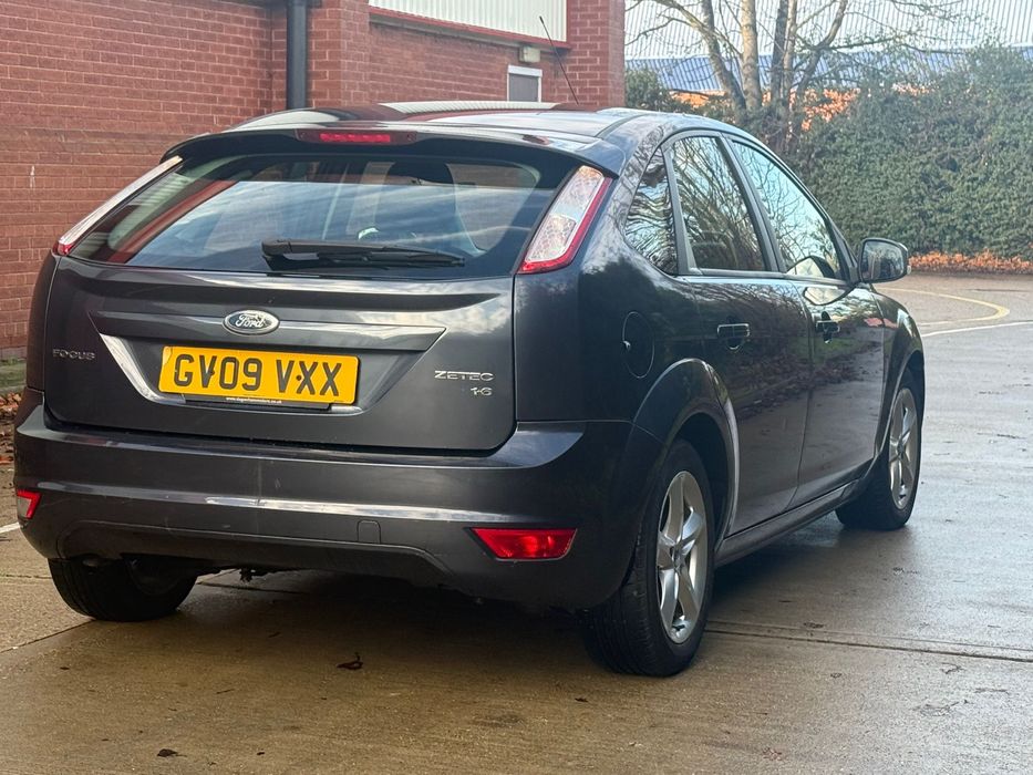 Ford focus 1.6 benzina