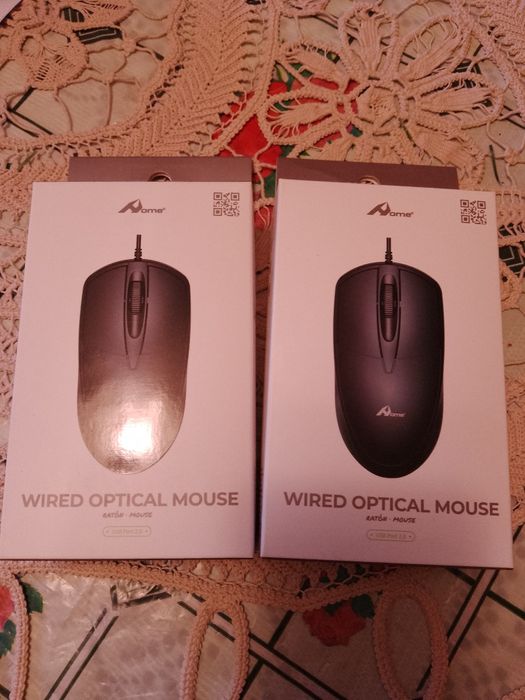 Vând mouse cu fir