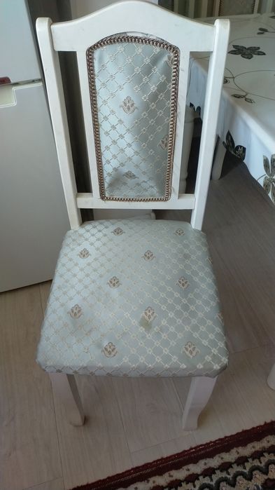 . Кухонные стулья