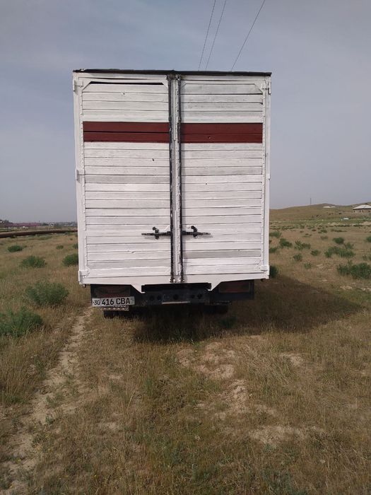 Мерседец Бенс 814 саларка