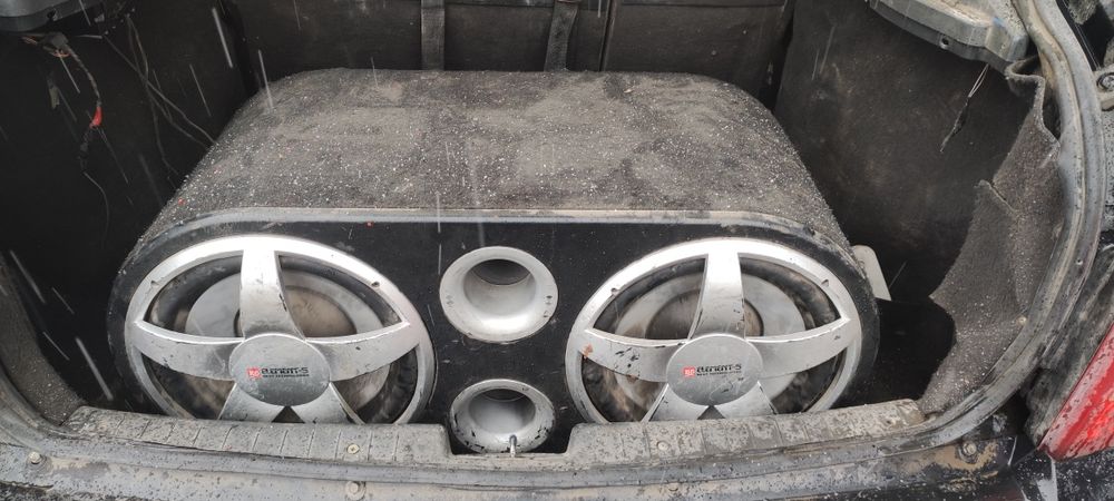 Продам сабвуфер в отличном состоянии