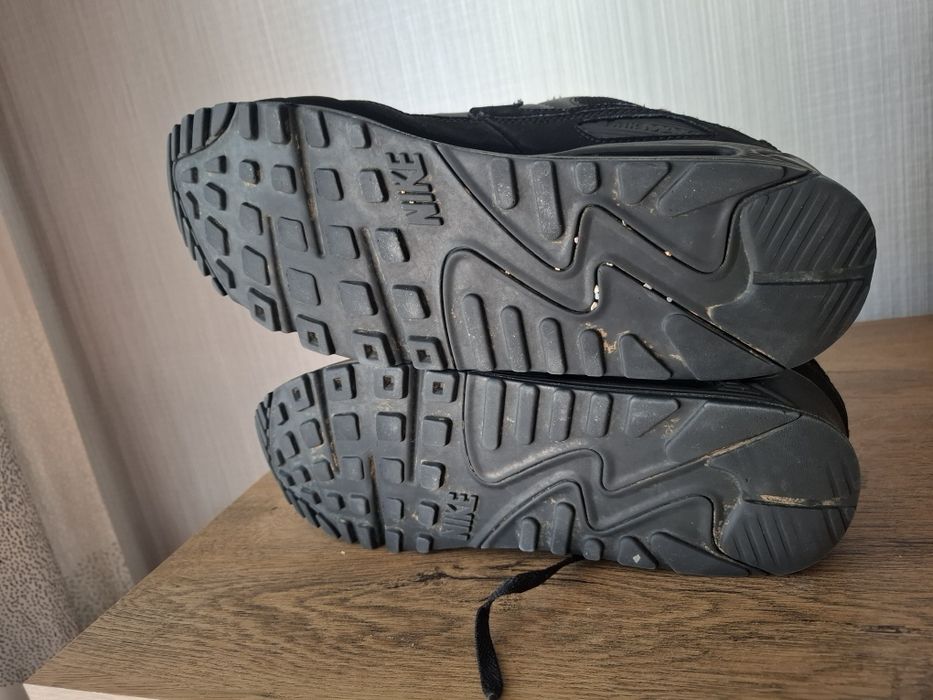 Nike air max 90 маратонки 45 номер.