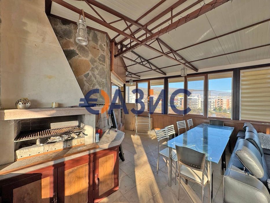 Продава се Двустаен апартамент в Свети Влас - 148 кв.м за 403 €/кв.м - Снимка #11