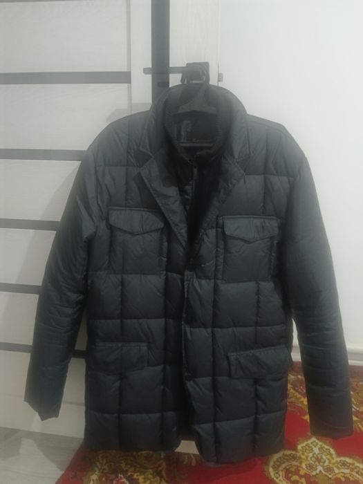 Зимняя куртка в очень хорошем состояний
