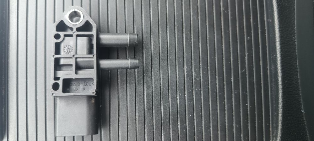 Senzor presiune diferențială DPF VW Passat B6 2.0 TDI – Bosch 02810060