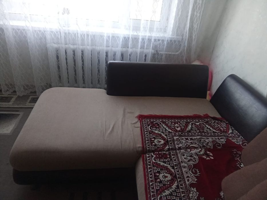 продам диван  ко