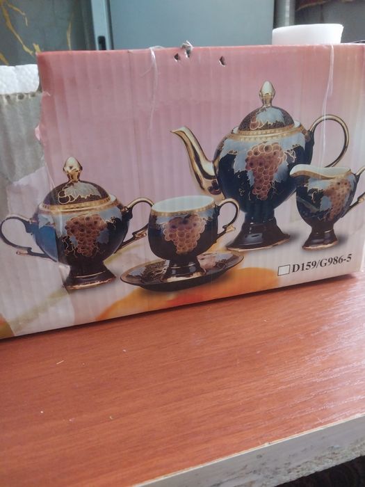 Чайный сервиз продам.
