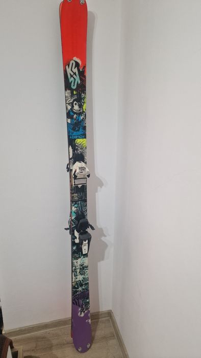 Schiuri K2 cu legături – freestyle / all-mountain