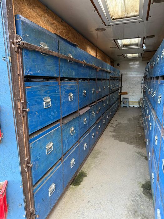 Vând Camion Omologat Apicol.