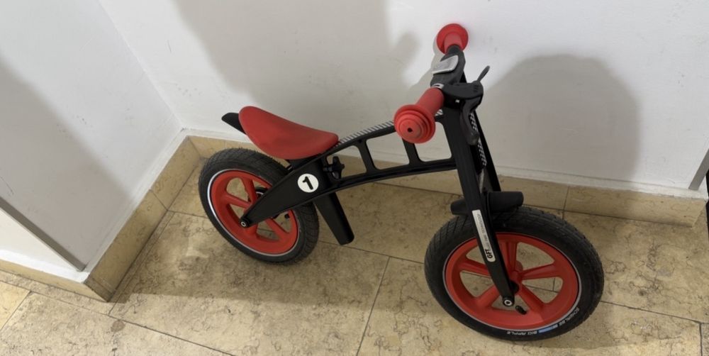 Bicicleta fara pedale first bike uk roti pleumatice