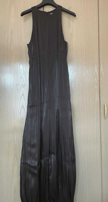 Гащеризон Massimo Dutti и Копринена рокля Weekend Max Mara