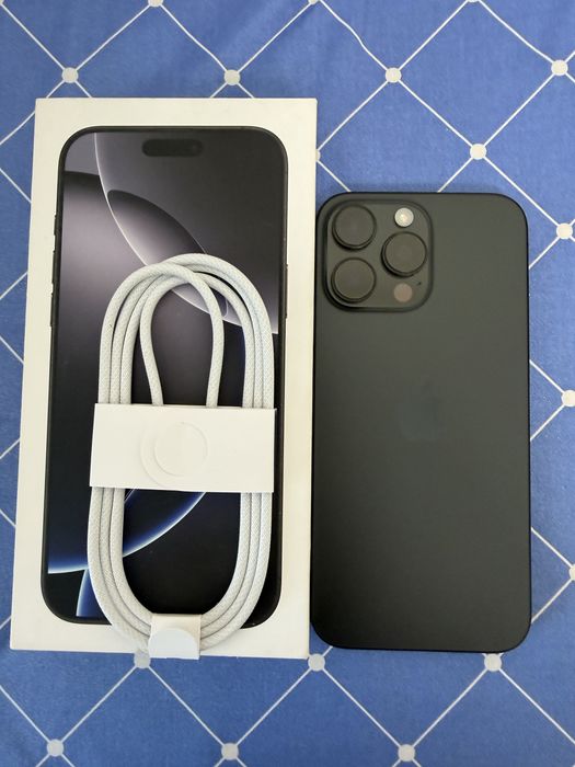 Продам айфон 16 про макс 256 gb