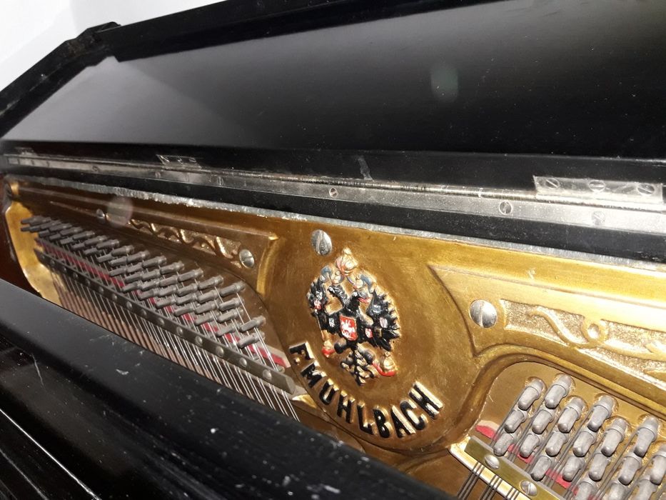 Пианино F.MIHLBACH немецкое