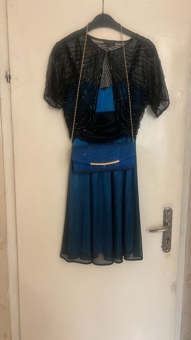 Официална рокля за поводи