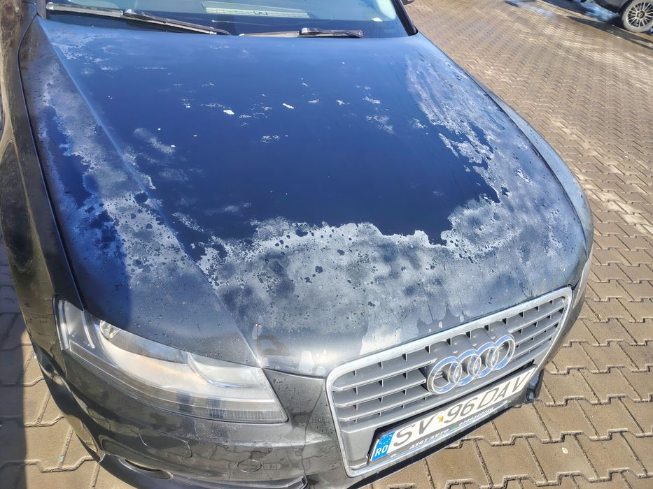 Audi A4 B8 • 2009 • Automată • S-line exterior • 320.000 km • 5000€