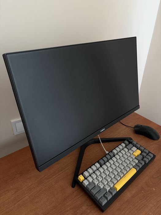 Монитор 200 герц