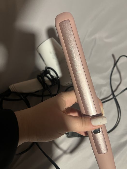 Преса за коса + подарък сешоар